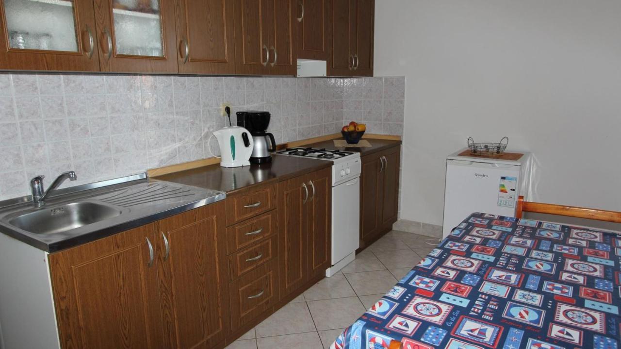Apartments Ravlic Malinska Extérieur photo
