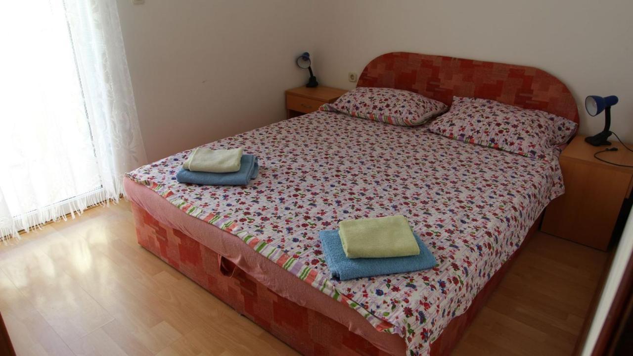 Apartments Ravlic Malinska Extérieur photo
