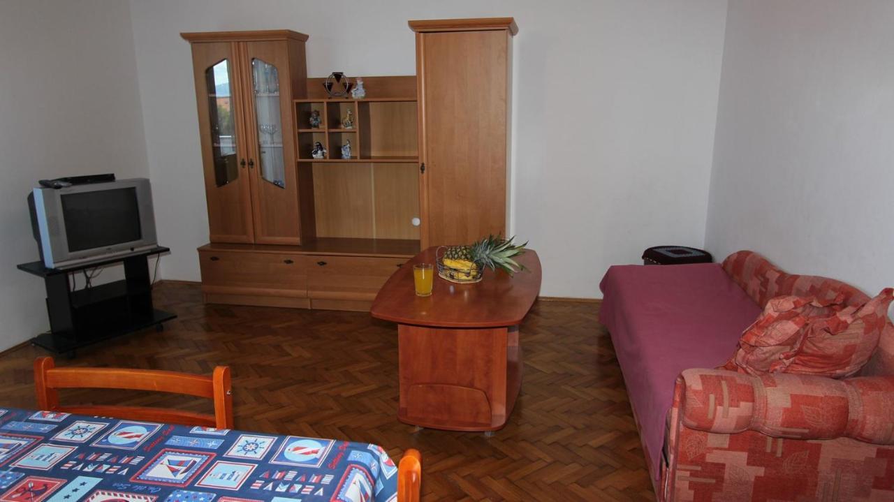 Apartments Ravlic Malinska Extérieur photo